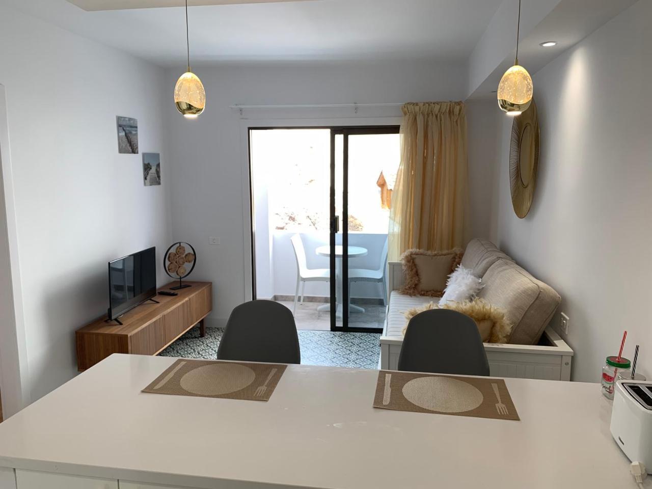 Avenida De Suecia, Los Cristianos Free Wifi أرونا المظهر الخارجي الصورة